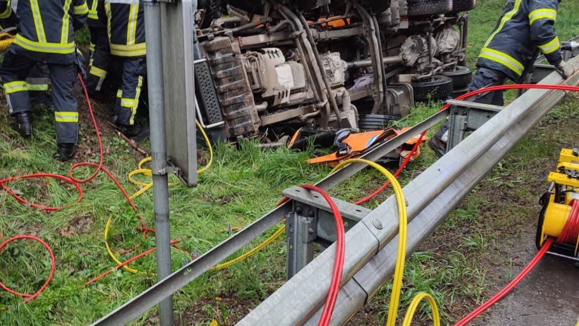 Personenrettung Verkehrsunfall (15.04.2024)